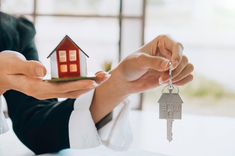 Türkiye'de sahibinden kiralık ya da satılık ev ilanı yasaklanıyor