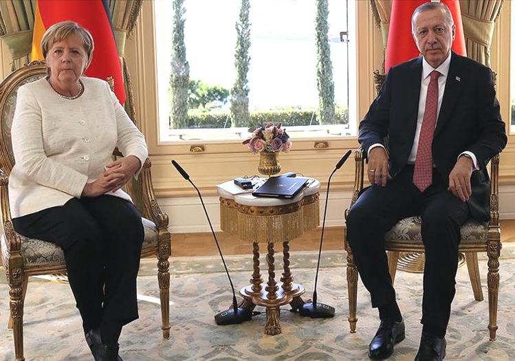 Ο Ερντογάν συναντά με τη Γερμανίδα Καγκελάριο Μέρκελ