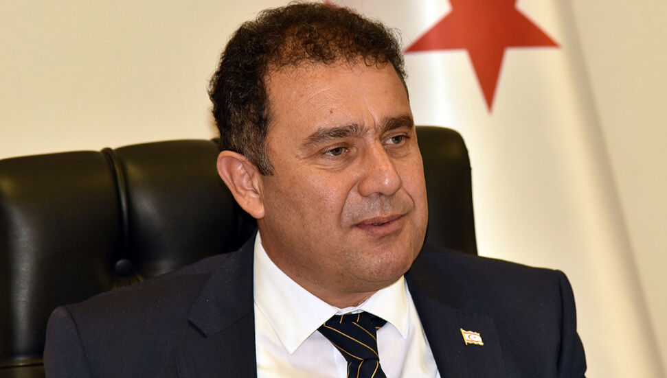 Πλήρης εξουσία από το UBP στον Ersan Saner να «ορίσει ημερομηνία πρόωρης εκλογής»