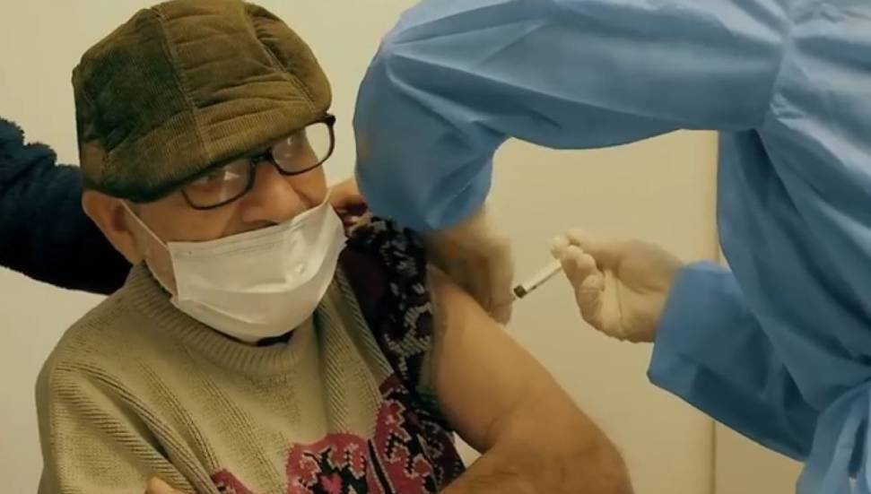 Το NTM συνεχίζει να εμβολιάζει πολίτες άνω των 65 ετών