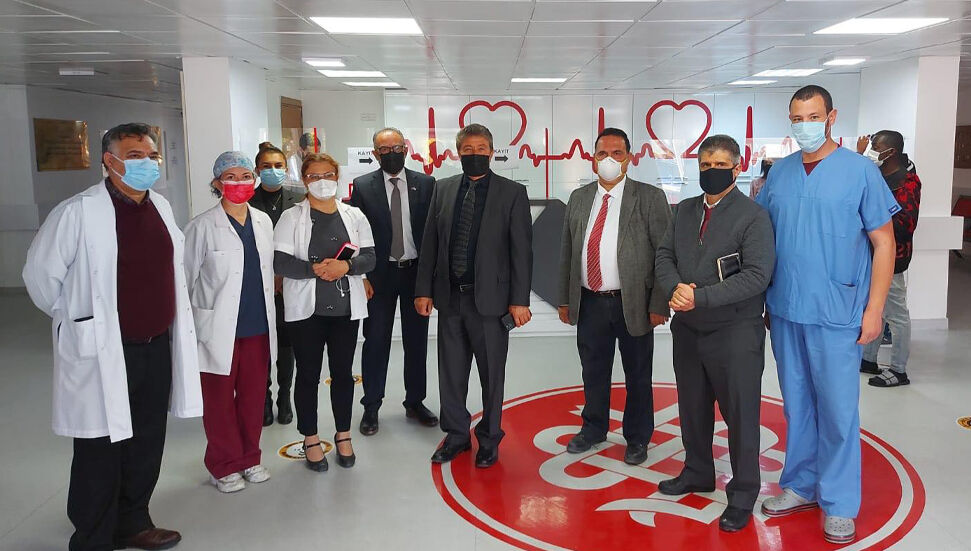Ο υπουργός Υγείας alnal Üstel, βρίσκει παρατηρήσεις στο Νοσοκομείο Nalbantoğlu