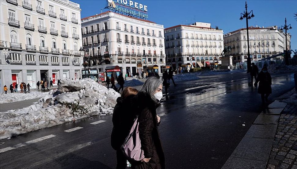 Η υψηλότερη ημερήσια αύξηση στον αριθμό περιπτώσεων κοροναϊού στην Ισπανία …