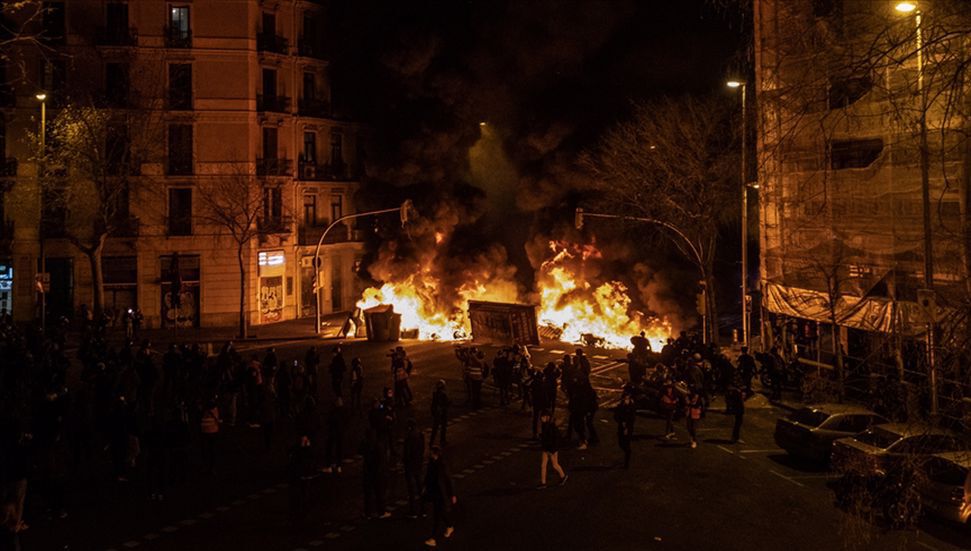 Οι διαδηλώσεις στην Ισπανία ήταν η σκηνή των γεγονότων την τρίτη ημέρα τους