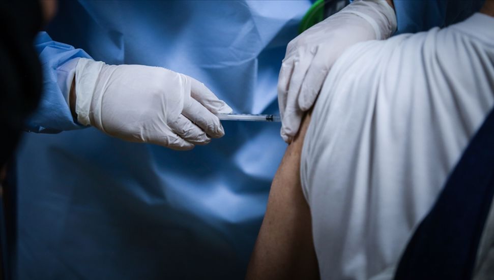Η Ισπανία αυξάνει την ταχύτητα του εμβολιασμού με κοροϊούς