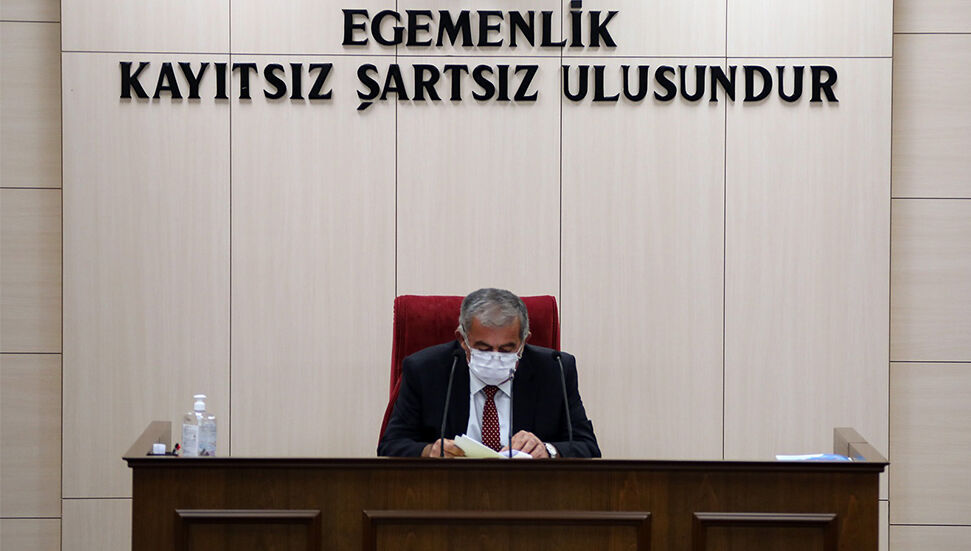 Ο dernder Sennaroğlu εξελέγη Πρόεδρος της Συνέλευσης