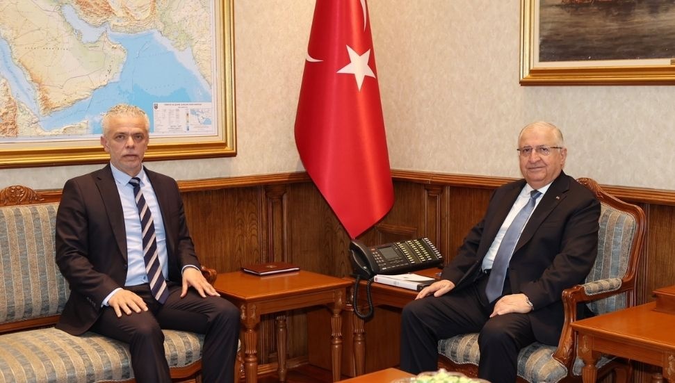 Türkiye Milli Savunma Bakanı Güler, Ankara Büyükelçisi İsmet Korukoğlu’nu kabul etti
