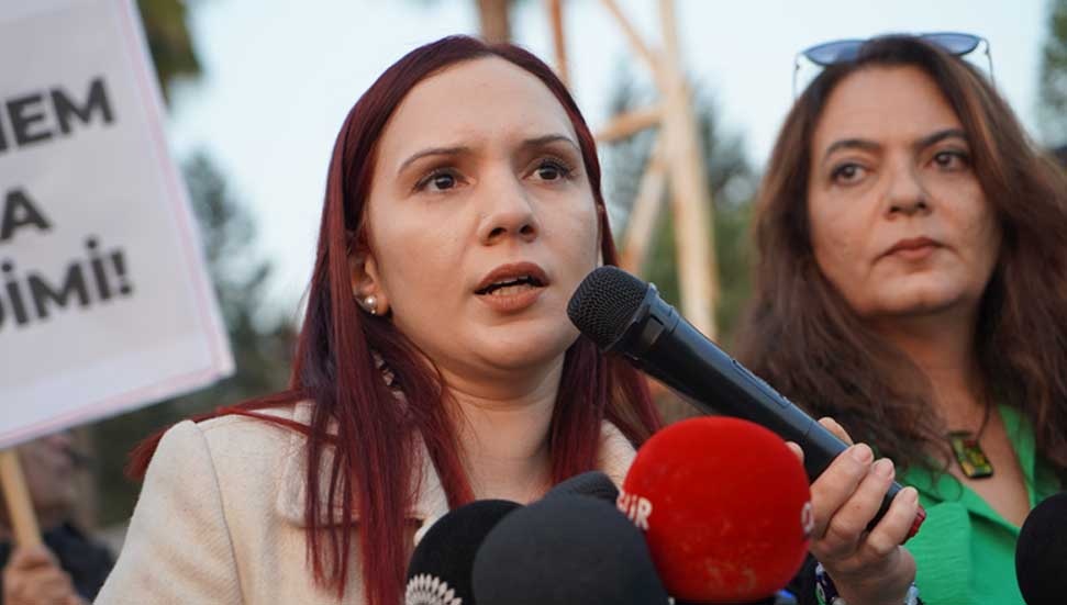 Avukat Cansu Nazlı, Baro’daki tüm görevlerinden çekildiğini açıkladı