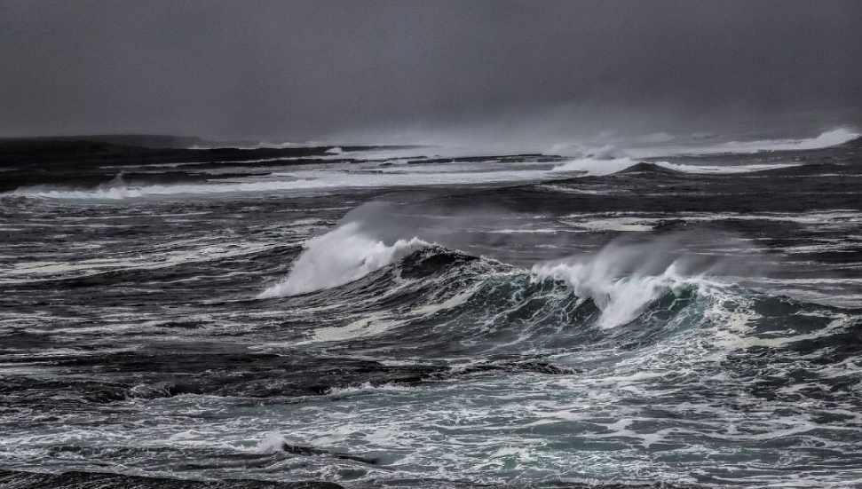 Meteoroloji’den bu akşam 19.00’dan yarın sabah 08.00’e kadar denizlerde fırtına uyarısı