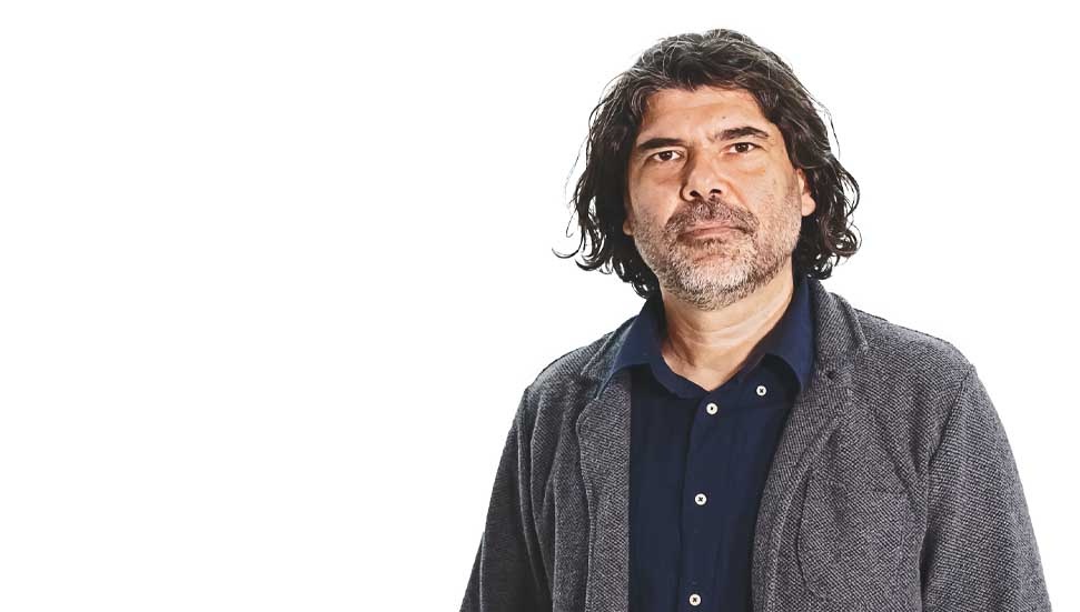 Rahvancıoğlu’ndan grev alanında buluşma çağrısı: Polis Ektam işçilerini taciz ediyor!