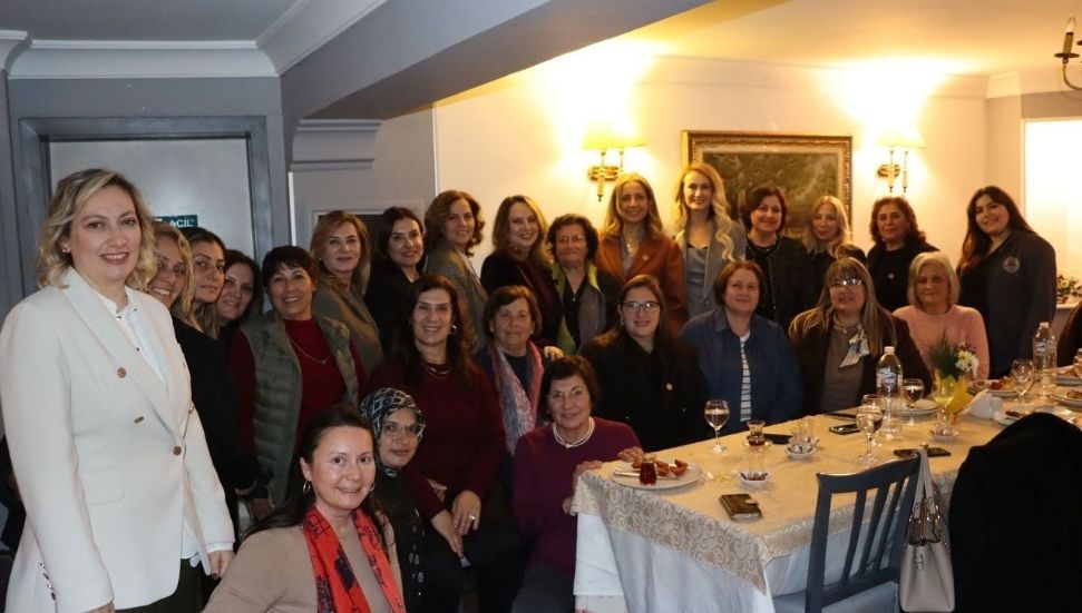 Nilden Bektaş Erhürman, Ankara’da Kıbrıs Türk Kültür Derneği’ni ziyaret etti