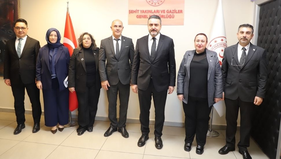 Alev Ecevit Ankara’da şehit aileleri ve gazilerle işbirliğini görüştü