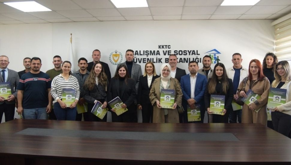 İş sağlığı ve güvenliği uzmanlarına sertifikaları törenle verildi