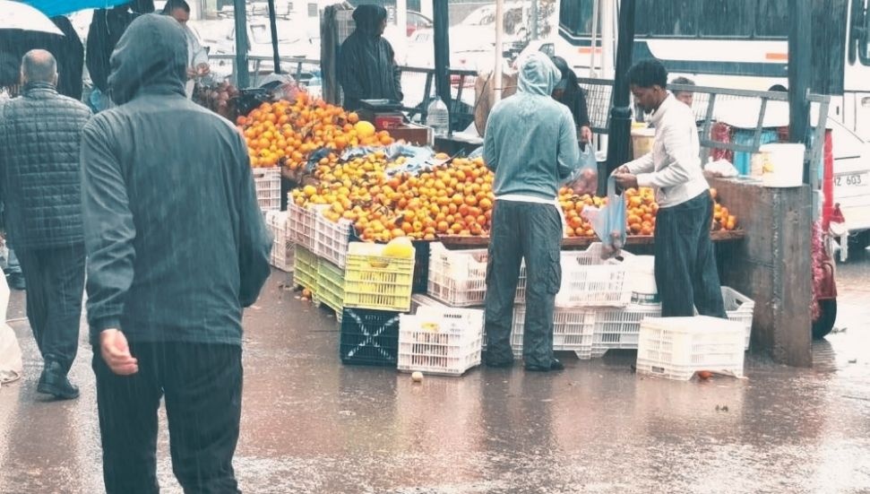 Lefkoşa Belediye Pazarı’nı su bastı