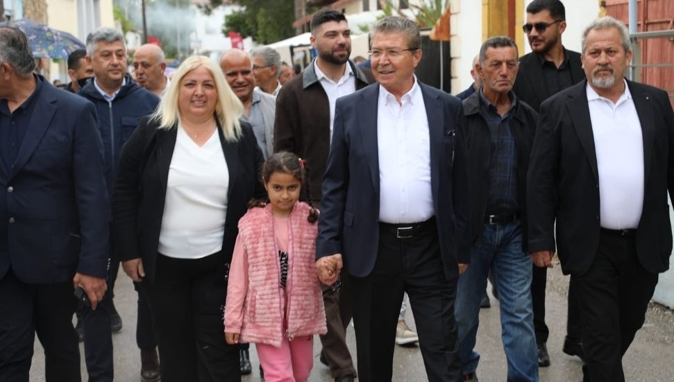Ünal Üstel: Kültürüne sahip çıkan halklar ayakta kalır