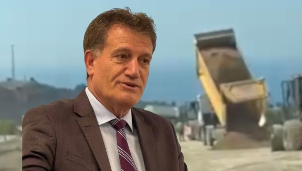 Erhan Arıklı: 50 yıllık gecikme ile bir yol daha yapılıyor
