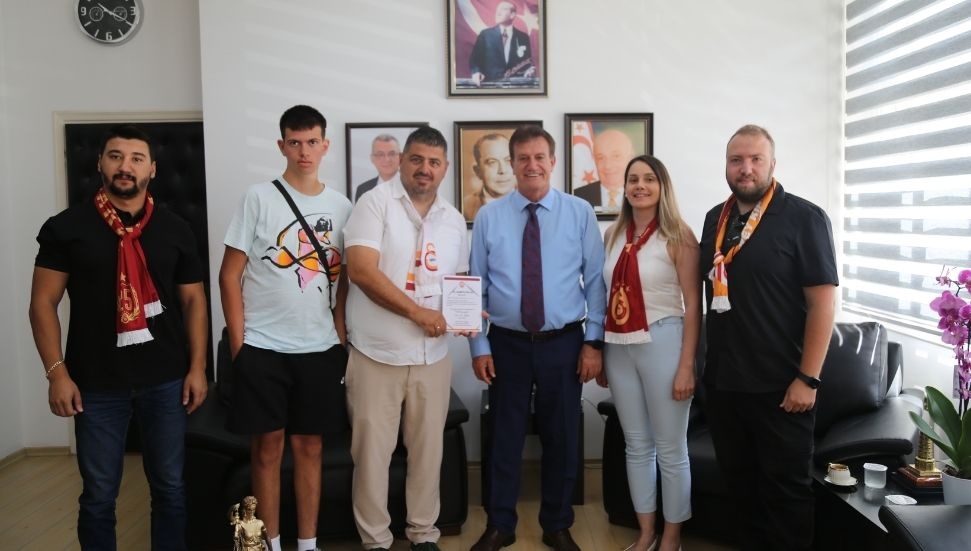 KKTC Galatasaraylılar Derneği, Erhan Arıklı'yı "Şampiyonluk Balosu"na davet etti