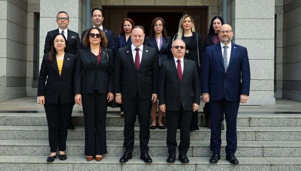 Ziya Öztürkler, Bakü’de Türkiye büyükelçiliği ve KKTC temsilciliğini ziyaret etti