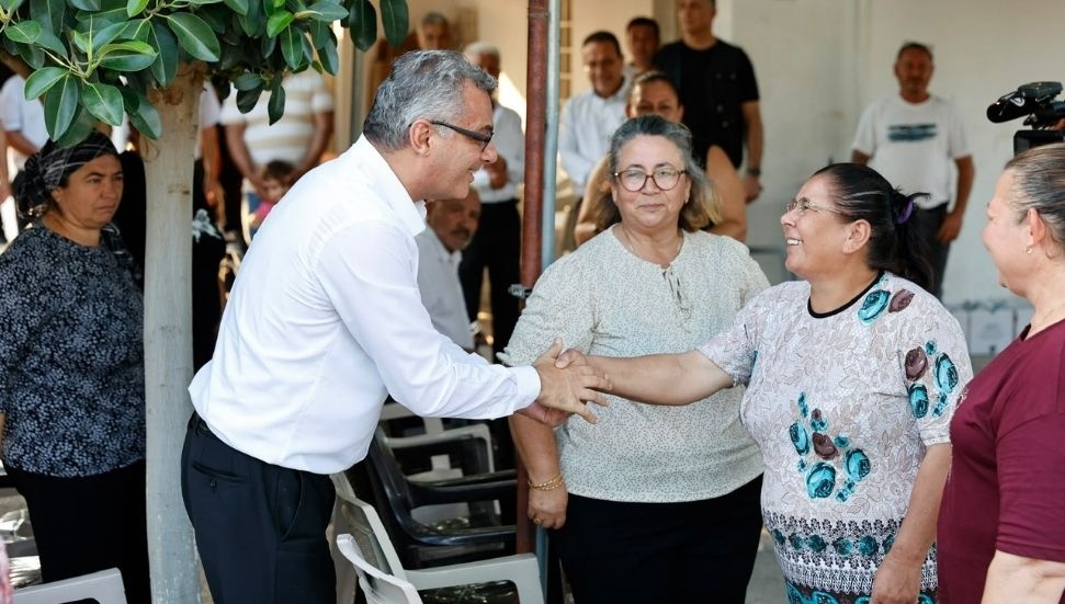 Tufan Erhürman, Beyarmudu ve köylerde yurttaşlarla bir araya geldi: Köy ziyaretleri devam edecek