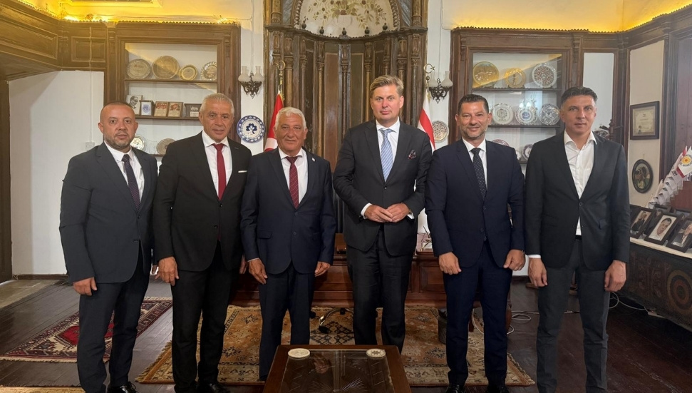 Almanya Milletvekili Maximilian Krah, Belediyeler Birliği’ni ziyaret etti
