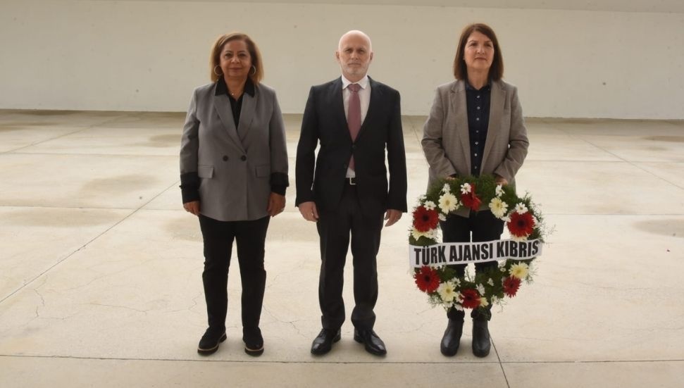 Türk Ajansı Kıbrıs 52’nci yaşını kutluyor: Lefkoşa'da anıtlara çelenk koyuldu