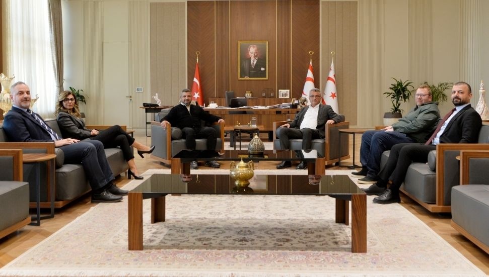 Cumhurbaşkanı Erhürman, Basın-Sen yönetimini kabul etti: Sendika, çalışmalarını aktardı