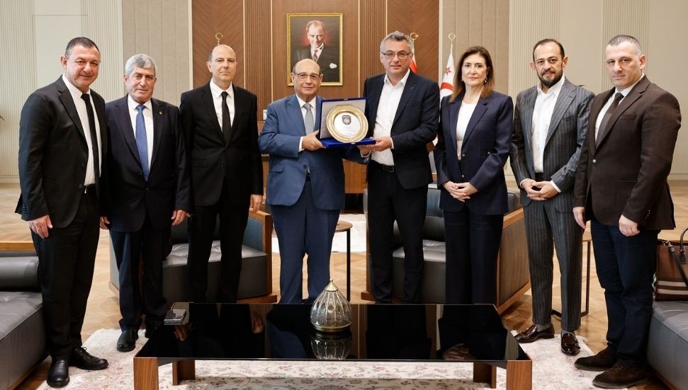 Cumhurbaşkanı Erhürman, POL-VAK heyetini kabul etti: Vakfın yürüttüğü çalışmalar aktarıldı