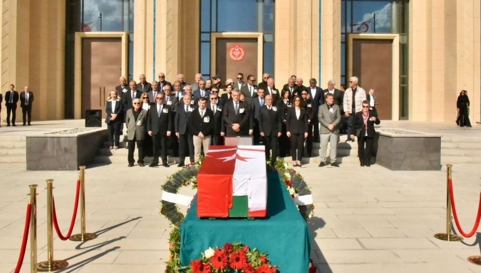 Merhum siyasetçi Salih Coşar son yolculuğuna uğurlanıyor: Coşar için Meclis’te tören düzenlendi