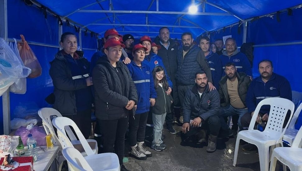 DEV-İŞ: Ektam emekçilerinin mücadelesi 9’uncu gününde; mücadelemiz onurumuzdur, geleceğimizdir