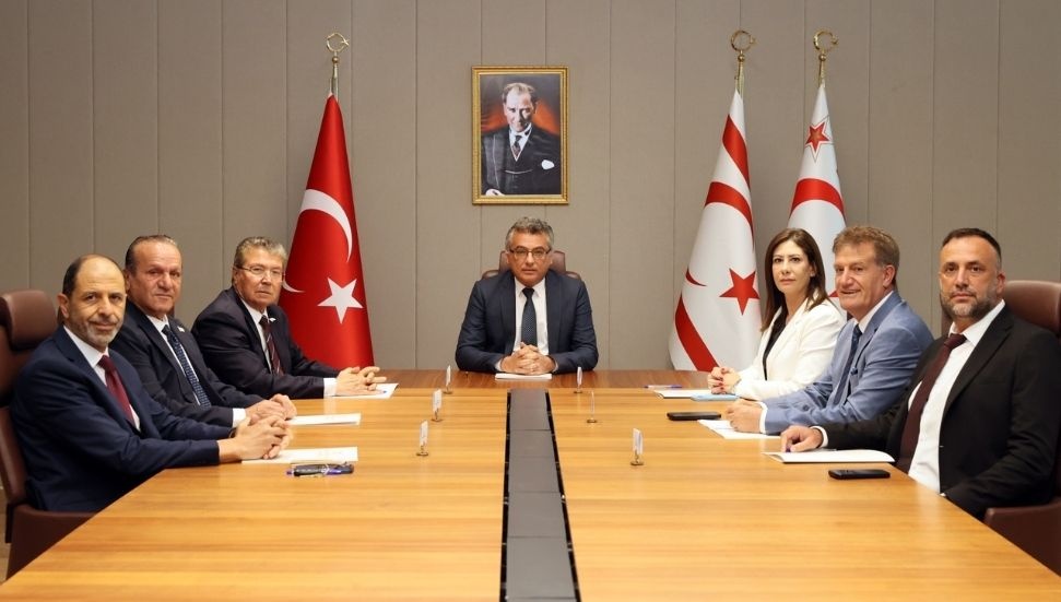 "Siyasi Partiler Konseyi" toplantısı başladı