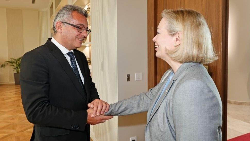 Erhürman, Finlandiya'nın Lefkoşa Büyükelçisi Peltokoski'yi kabul etti: Güncel gelişmeler ele alındı