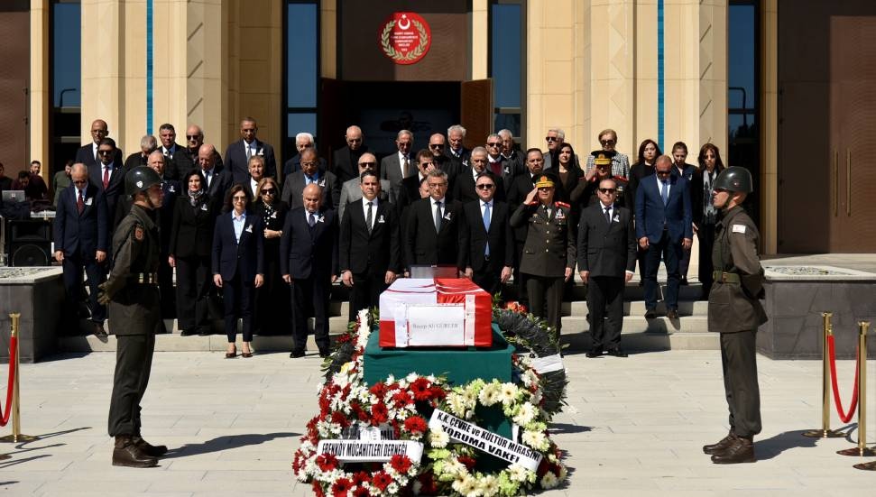 Recep Ali Gürler son yolculuğuna uğurlanıyor: Gürler için Cumhuriyet Meclisi’nde tören düzenlendi