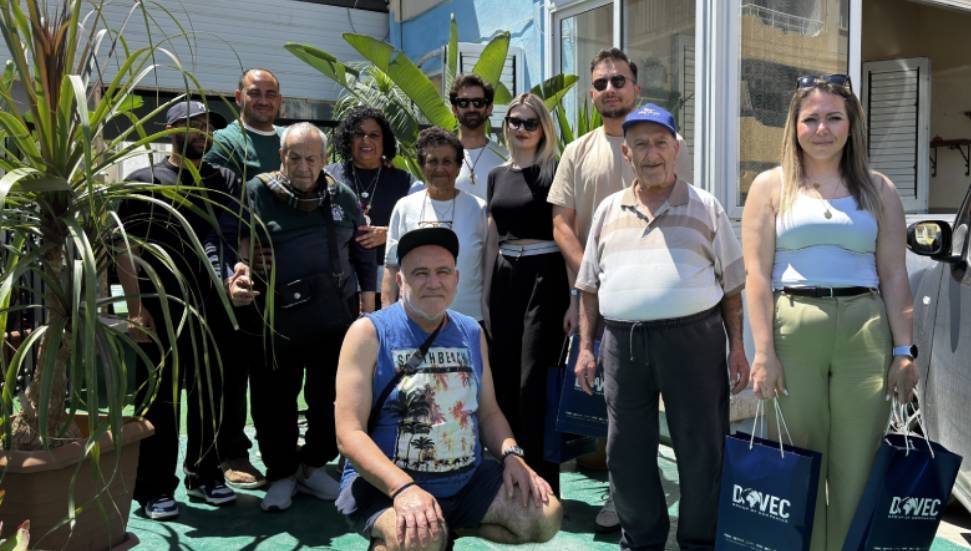 Döveç Group’tan Özen Yaşlı Yaşam Merkezi’ne anlamlı bayram ziyareti