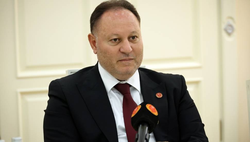 Meclis Başkanı Öztürkler'den Cumhurbaşkanı Erhürman'a geçmiş olsun mesajı