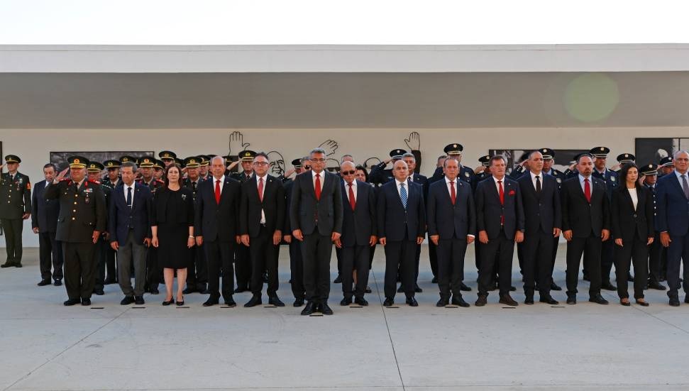Rauf Raif Denktaş’ın Anıt Mezarı’nda tören düzenlendi