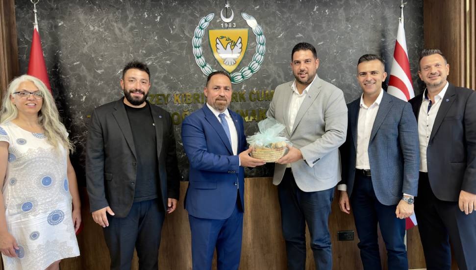 Çavuş inşaat mühendisleriyle görüştü: Kırsal bölgelerin kalkınmasına yardımcı olacak projeler konuşuldu