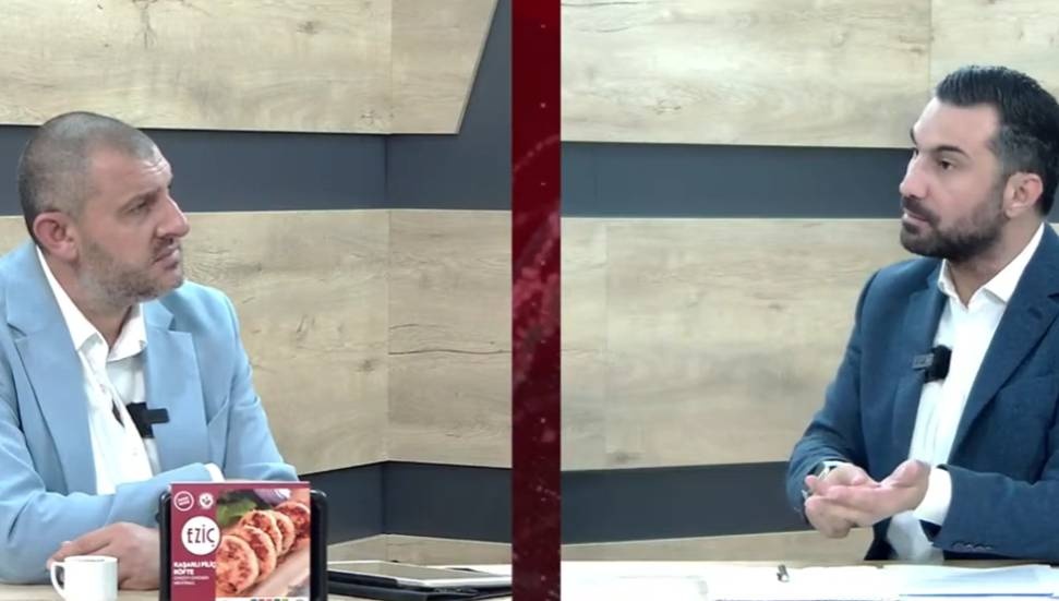 Ürün Solyalı: Erhan Arıklı'yı görevden almakla bu işin üstü örtülemez