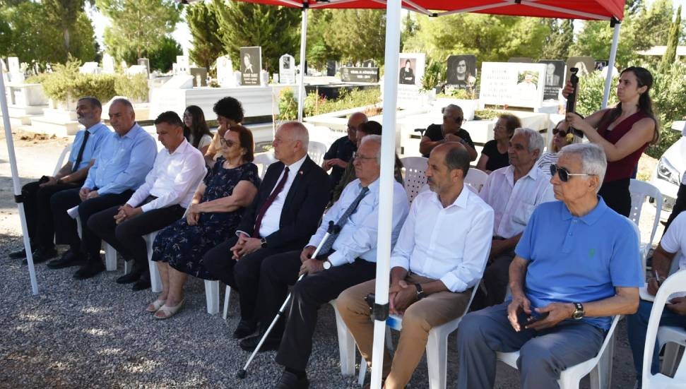 İsmet Kotak ölümünün 15’inci yıl dönümünde kabri başında anıldı