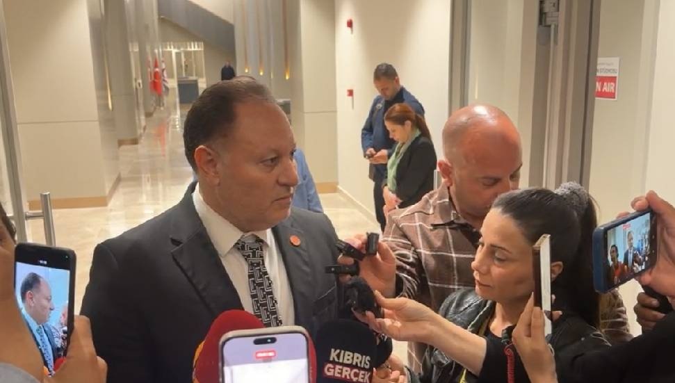 CANLI-  Meclis Başkanı Ziya Öztürkler: Uzlaşı arayışı devam ediyor