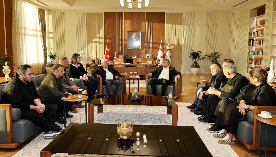 Cumhurbaşkanı Tufan Erhürman, Başbakan Ünal Üstel ve bazı sendika temsilcileriyle görüştü