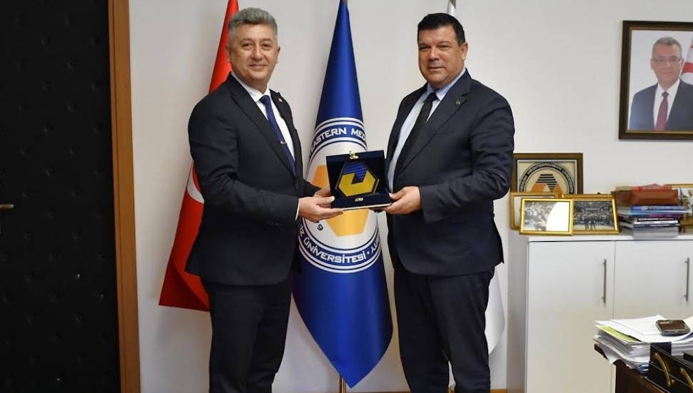 Sivil Savunma Teşkilat Başkanı Hakan Balaban DAÜ Rektörü Prof. Dr.  Hasan Kılıç’ı ziyaret etti