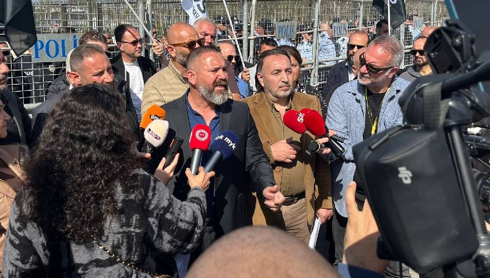 Bakanlar Kurulu kararıyla tüm grevlerin askıya alındığı duyuruldu: Sendikalar bu kararı tanımadıklarını açıkladı