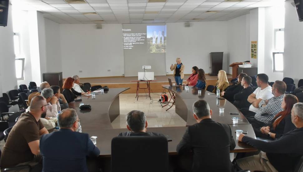 Babutsa Koşnili ile Etkin Mücadele Eğitimi semineri düzenlendi