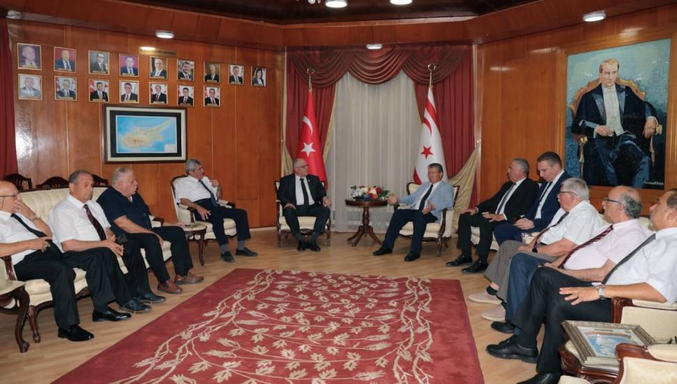 Ünal Üstel, Emekli Polisler Derneği'ni kabul etti: Polis teşkilatını daha da güçlendireceğiz