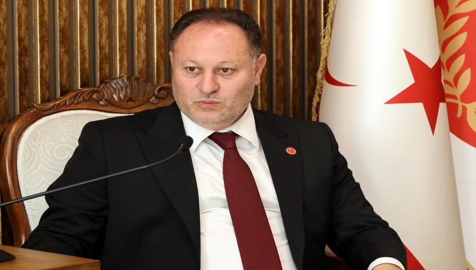 Öztürkler: AB dönem başkanlığı açılışı, Ada'daki ayrımcılığın en güncel örneğidir