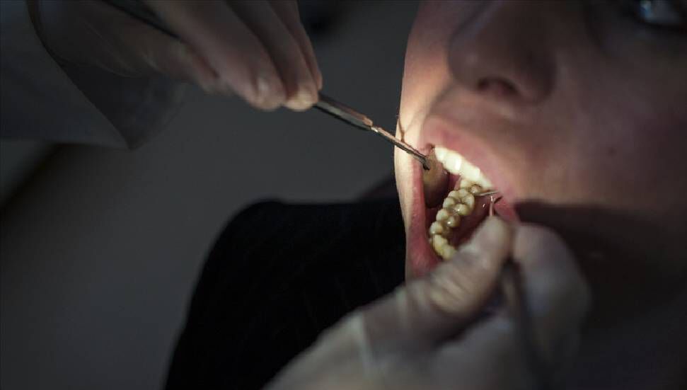 Υπάρχει έλλειψη οδοντιατρικής θεραπείας σε ολόκληρη τη χώρα στο Ηνωμένο Βασίλειο